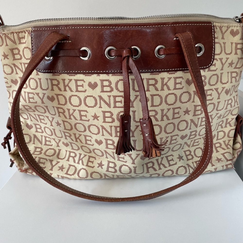 Dooney & Bourke canvas tote bag leather strap